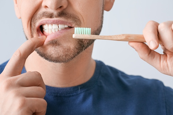 How Adding A Deep Cleaning Toothbrush To Your Oral Hygiene Routine Can Fight Off Gum Disease